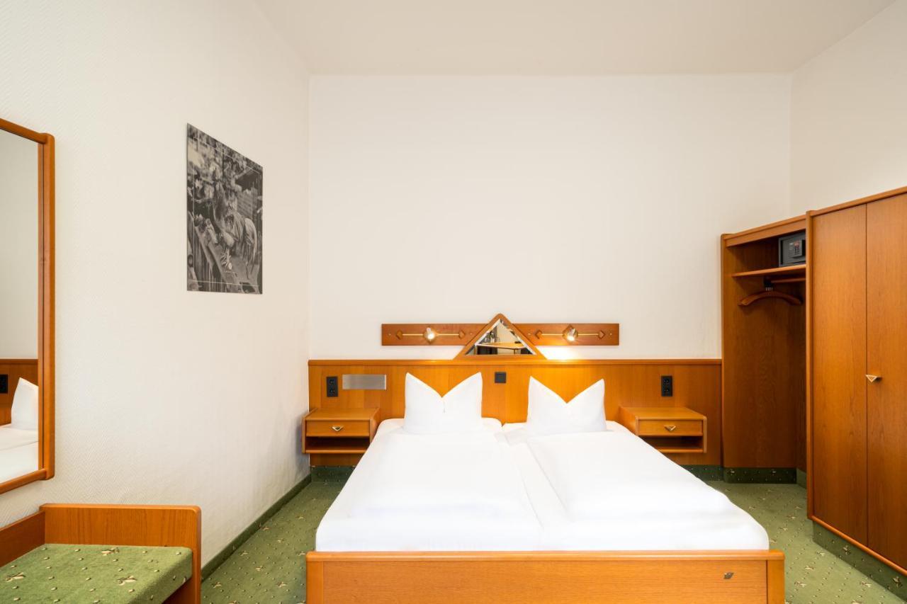 Arthotel Ana Goggl Landsberg am Lech Exterior photo